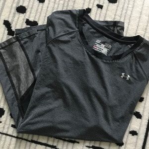 Fitted Under Armour Top